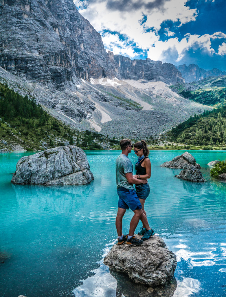 italy-lago-di-sorapis Dolomity