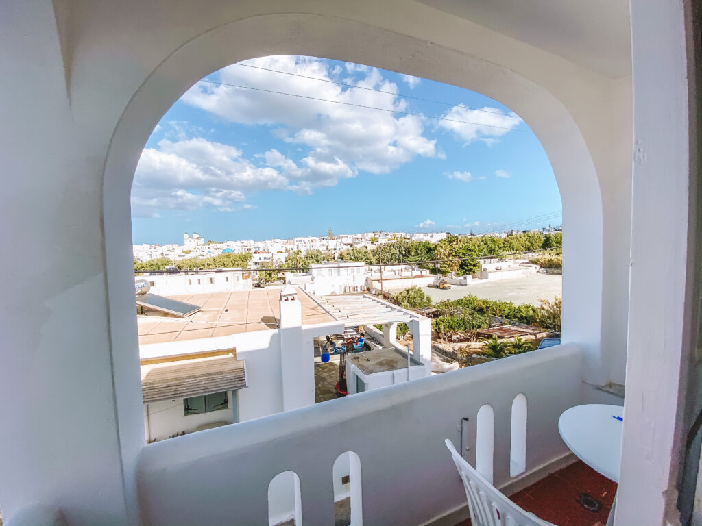 Paros