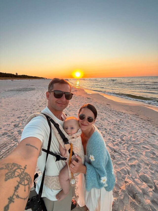 Czy tak smakują wakacje? 🌊🐚🌞🍦💕

Za nami cudowne 2 tygodnie podróży po Polsce! Byliśmy Mentosem na chwilkę na Kaszubach a potem skończyliśmy nad morze 🩵  i wiecie, że odpoczęliśmy jak nigdy? 😍

Na tym wyjeździe nie skupialiśmy na zwiedzaniu tylko na odpoczynku i byciu razem. Za wiele polecajek nie mamy ale łapcie miejscówki i kempingi, które odwiedziliśmy 

📍Półwysep Lipa
🏕️ Pole biwakowe Lipa 1
📍Lubiatowo 
🏕️ Kemping Topaz
📍Białogóra 
📍 Dębki 
🏕️ Pole namiotowe Sterburta

A jak tam Wasze wakacje? Już po czy jeszcze przed? 🌞