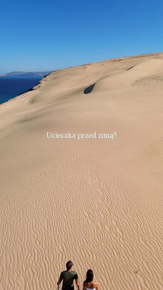Czy to nadal Fuerteventura? 😮

Wiedzieliście, że na wyspie są drugie wydmy poza popularnymi Dunes Coralejo? Na nas zrobiły zdecydowanie większe wrażenie i byliśmy zupełnie sami 😍
Dotarcie nie jest tak łatwe jak do tych na północy ale warto!!!

Psssst.. Te i inne lokalizacje znajdziecie w naszym przewodniku po Fuerteventurze ☀️

_____

.
.
.
#jandia #jandía #dunesdejandia #fuerteventura #fuerte #canarias #canaryislands #spain #visitspain #drone #dronephotography #djimini3 #fromabove #droneoftheday #wydmy #kanary