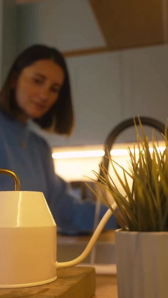 Spokojny wieczór, świeczki, kubek herbaty i powrót do Kazachstanu oraz Kirgistanu.😍
Kolejne fotoksiążki dołączyły do naszej kolekcji i dzięki nim przeniosłam się dziś wspomnieniami do zeszłorocznej podróży po Azji Centralnej… Ahhh.. to bardzo sentymentalny czas 🥹🤰🏻

Jak już pewnie wiecie, od roku zamawiamy Fotoksiążki w @colorland_pl - bardzo nam się  podoba jakość wydruku i łatwość w projektowaniu! Mamy już 7 albumów a planuje jeszcze więcej! W ramach współpracy zostawię Wam kod: 𝘾𝙊𝙐𝙋𝙇𝙀𝘼𝙒𝘼𝙔, który rabatuje wszystkie fotoksiążki klasyczne, starbooki, harmonijki i fotokalendarze aż o 35%! Działa na stronie  oraz w aplikacji Colorland ☺️ na całą resztę działa kod 𝘾𝙊𝙐𝙋𝙇𝙀𝘼𝙇𝙇!

Warto skorzystać właśnie teraz bo to taka fotoksiążka czy kalendarz to super prezent pod choinkę! 🎄✨ Ja zrobiłam kalendarz dla mamy ze zdjęciami Julka 🥹

Lubicie wracać do wspomnień w postaci zdjęć i fotoksiążek? ❤️

Współpraca reklamowa • wspomnienia • dom • święta