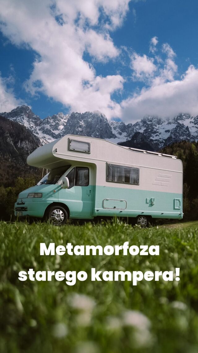 A oto efekt finalny metamorfozy 26 letniego kampera. Nieco go odświeżyliśmy i dodaliśmy trochę „siebie”
🤍🩵Za nami już sporo pięknych miejsc i przygód! Aktualnie przemierzamy Sardynię kamperem 🩵Po więcej podróży i kamperowych inspiracji zapraszamy do nas  @couple.awayVanlife • kamper • metamorfoza • podróże